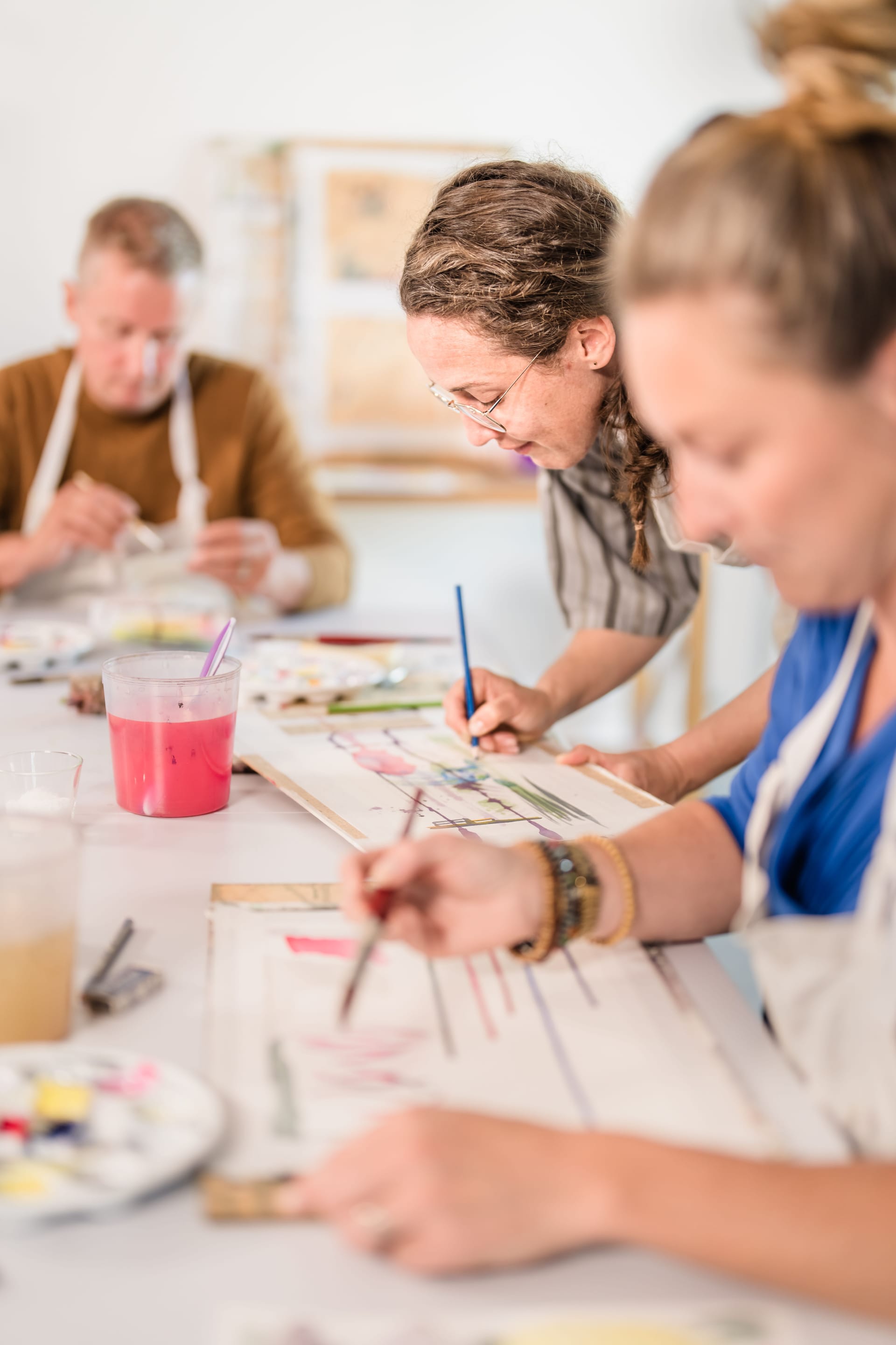 People painting
