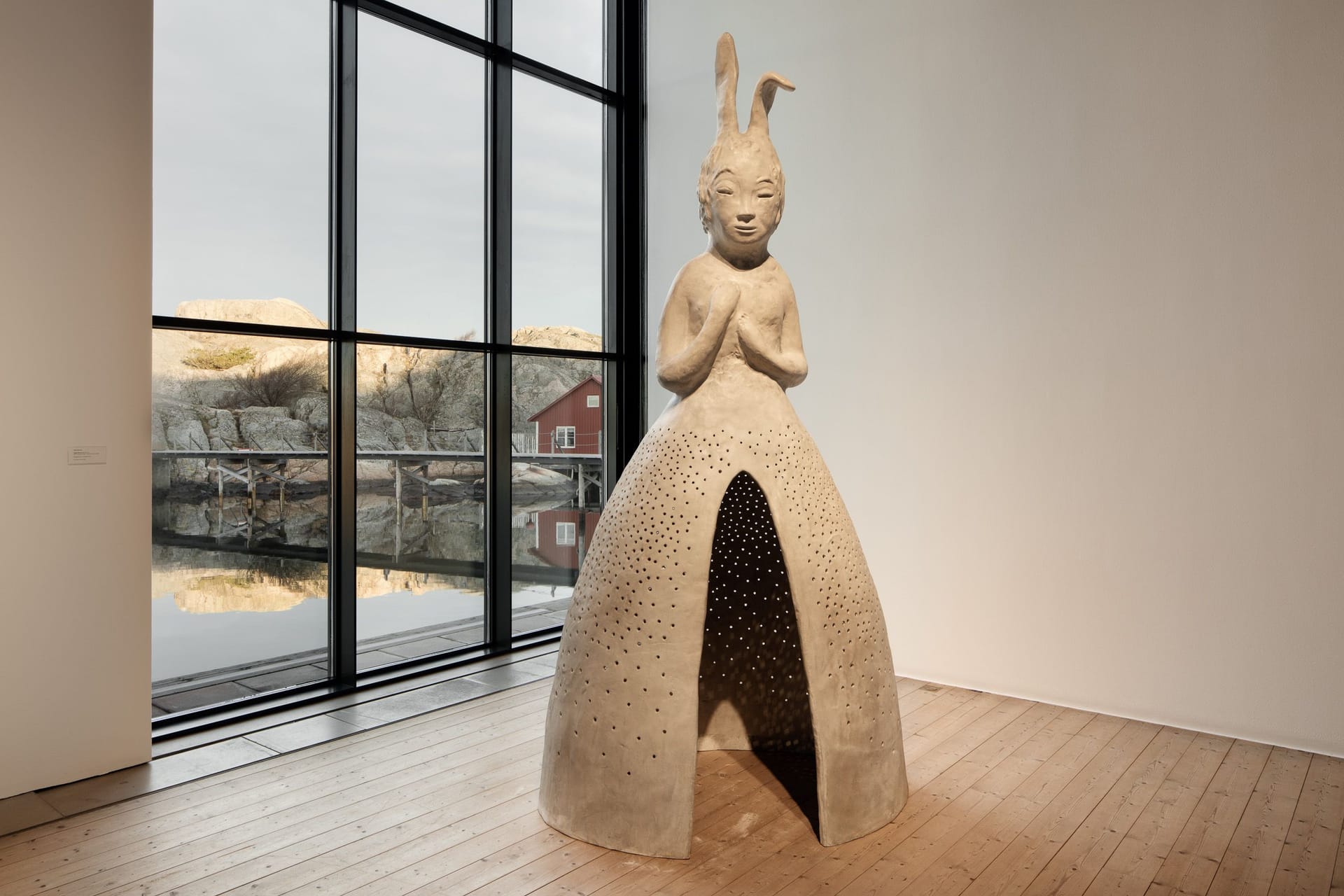Leiko Ikemura skulptur