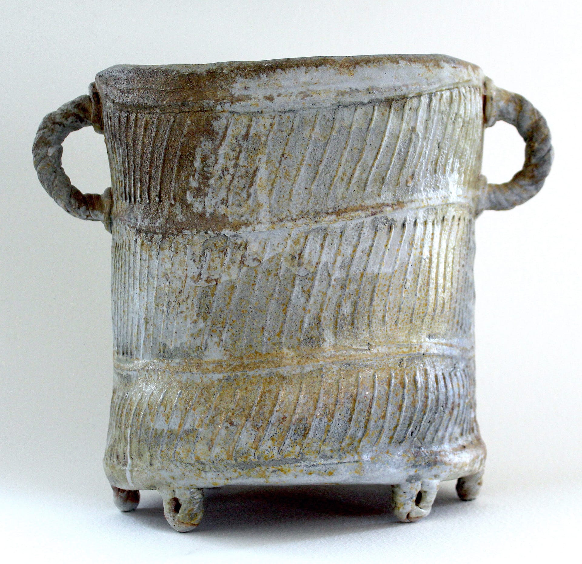 Ceramic vessel in gray by Annett Florén